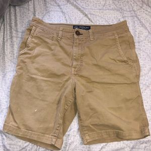 American eagle khaki shorts